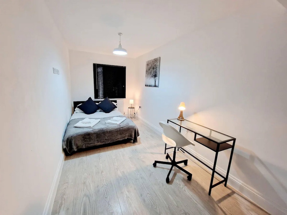 Apartment photo 1
