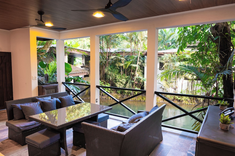 Family Villa, 2 Bedrooms, Hot Tub