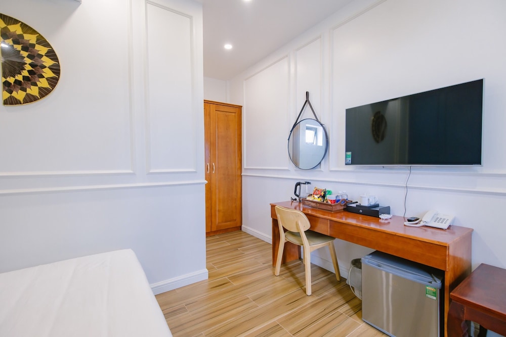 Double Room - Photo 6