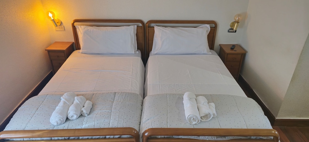 Habitación Doble o Twin Comfort, Balcón, Vista Parcial al Mar