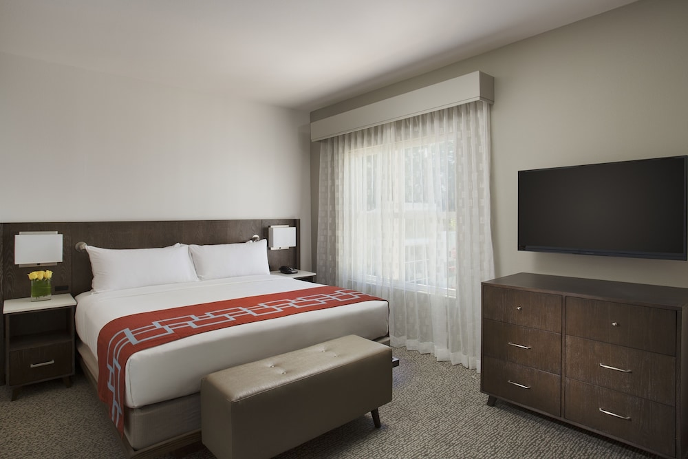 Studio Suite photo 3