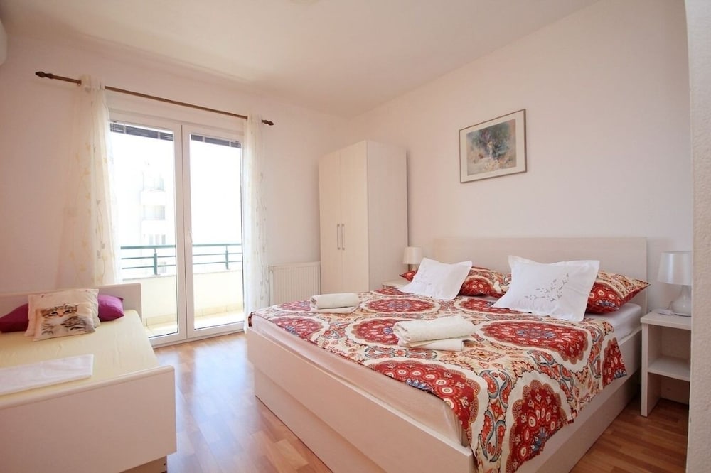 Apartment (Jovize - Free Parking - R1(2+1))