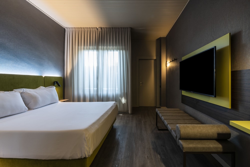 Double Room - Photo 4