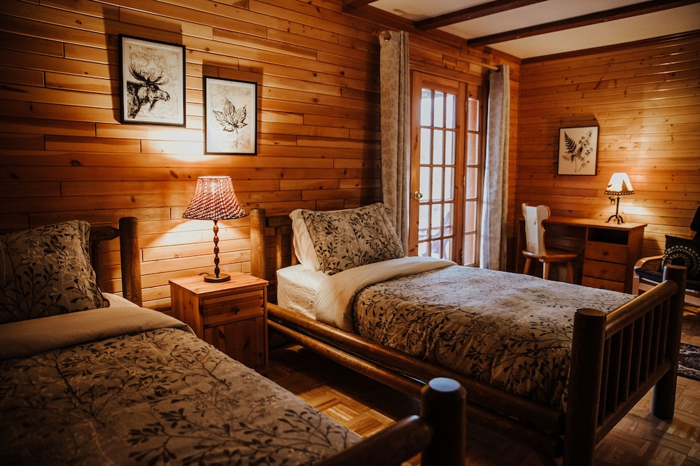 Deluxe Twin Room, 2 Twin Beds, Non Smoking, River View photo 1