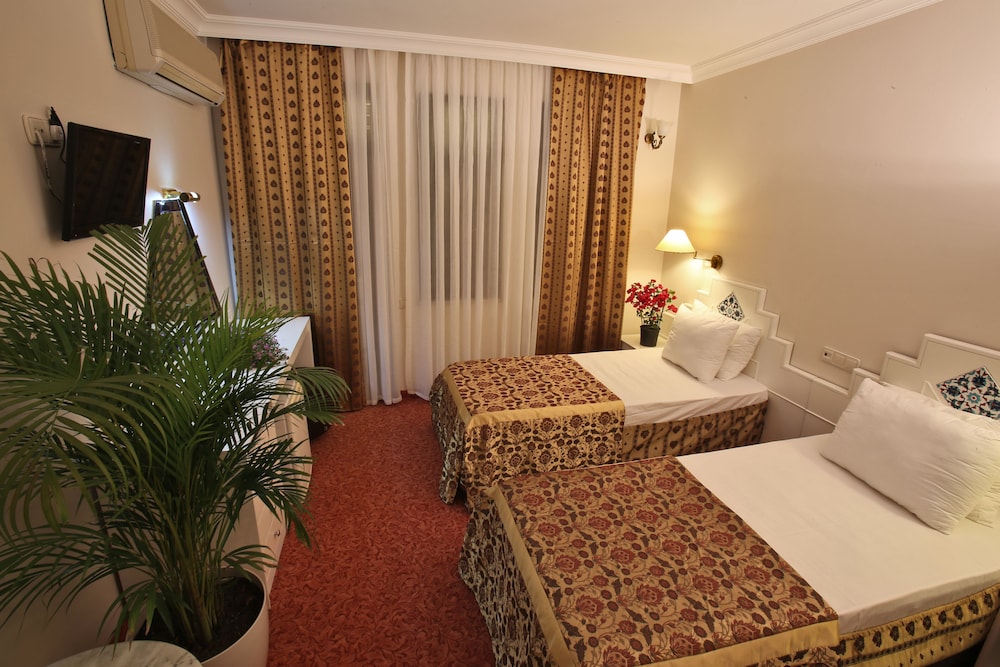 Standard Twin Room photo 1