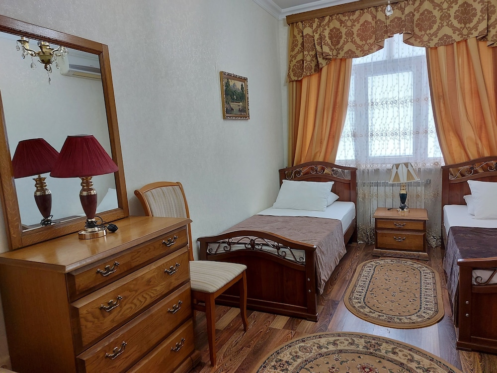 Comfort Twin Room