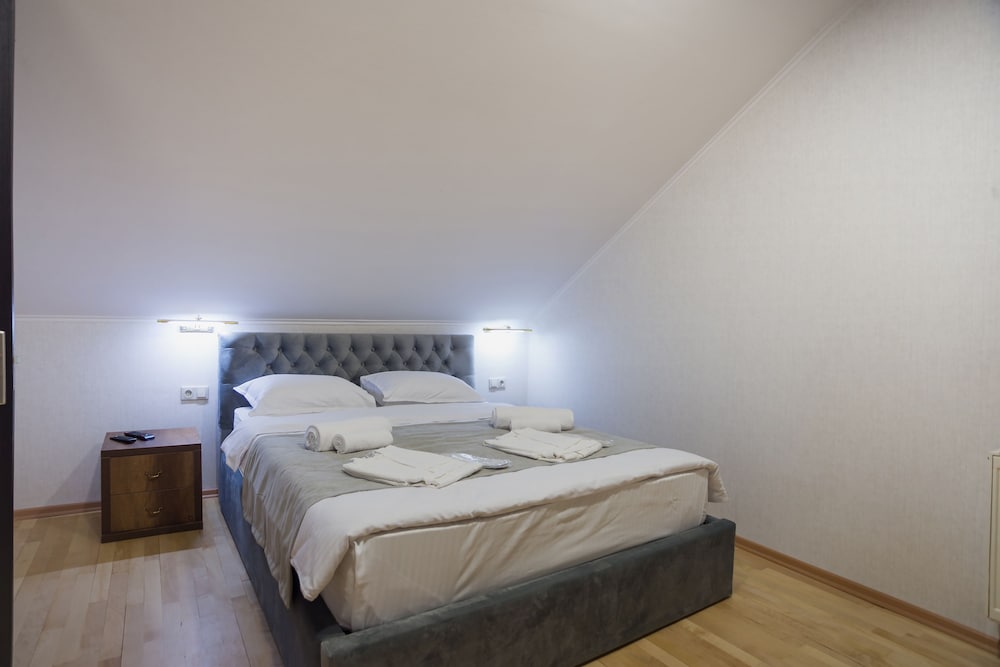 Deluxe Double Room photo 2