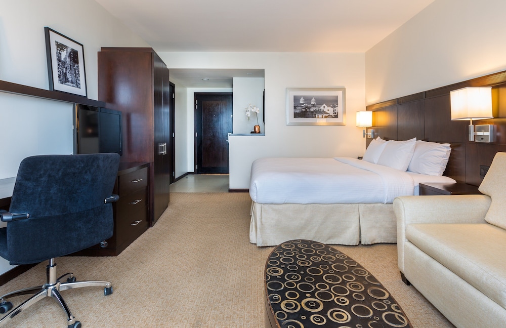 Superior Room, 1 King Bed with Sofa bed - Photo 4