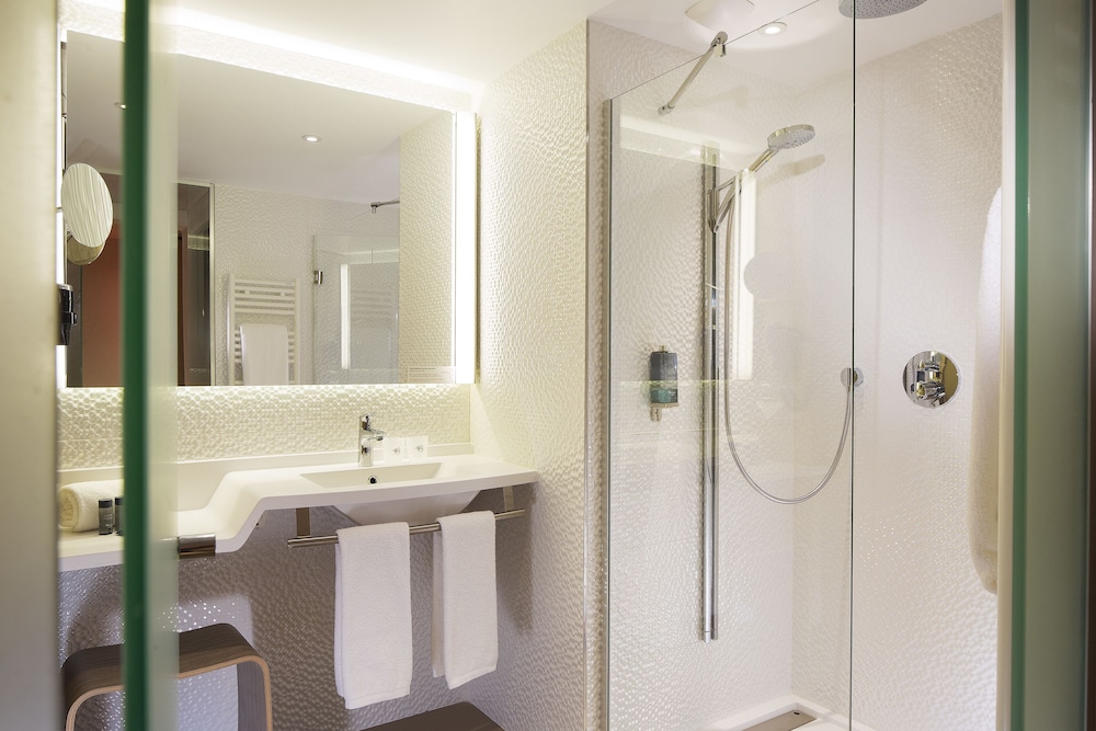 Standard Room Free WiFi & Pool Access photo 3