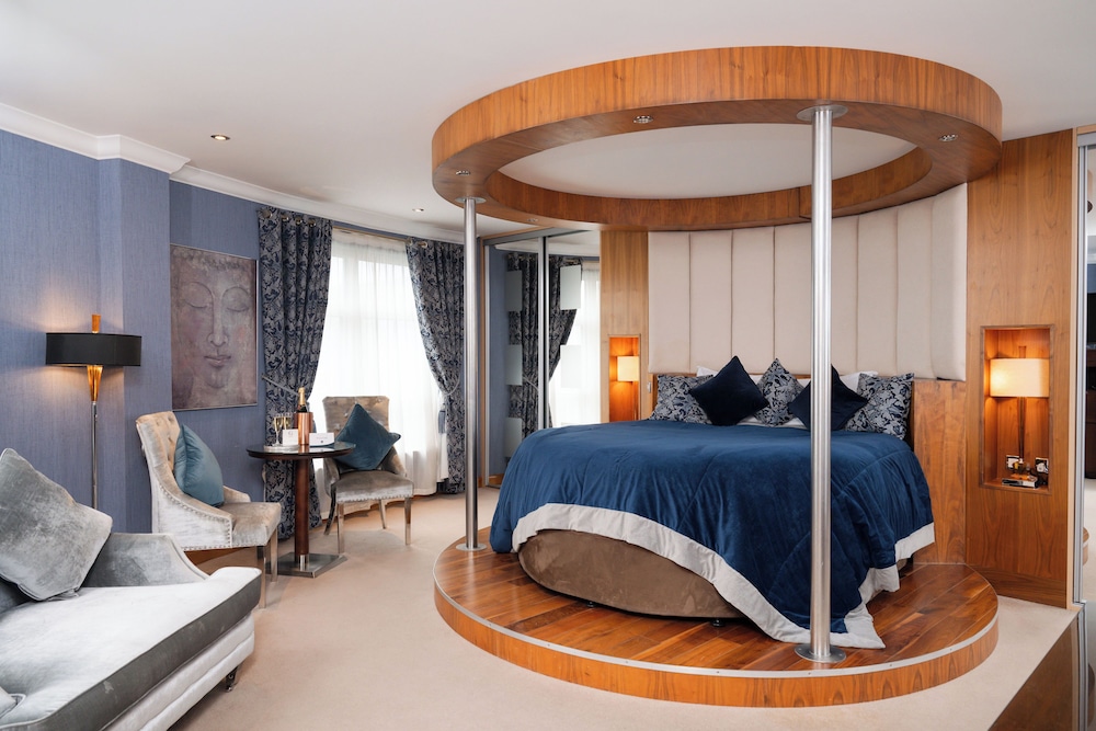 Superior Suite photo 1