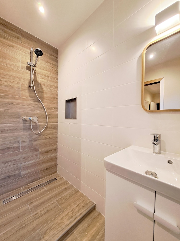 Premium Double Room, Non Smoking, Balcony photo 2