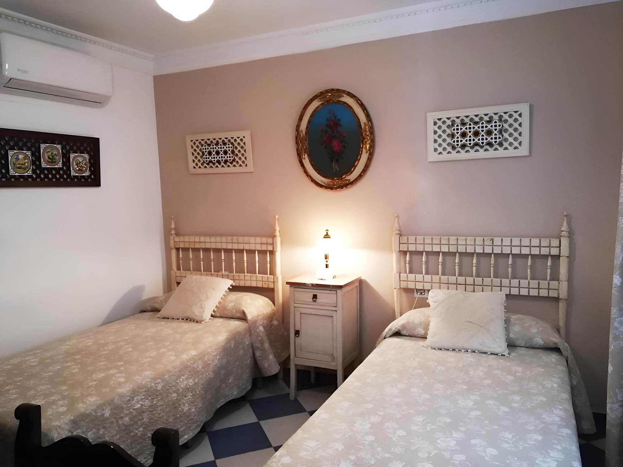Classic Twin Room