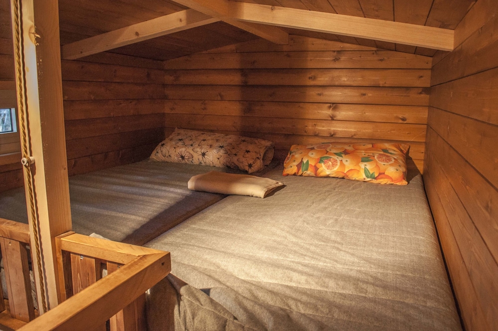 Romantic Mobile Home photo 2