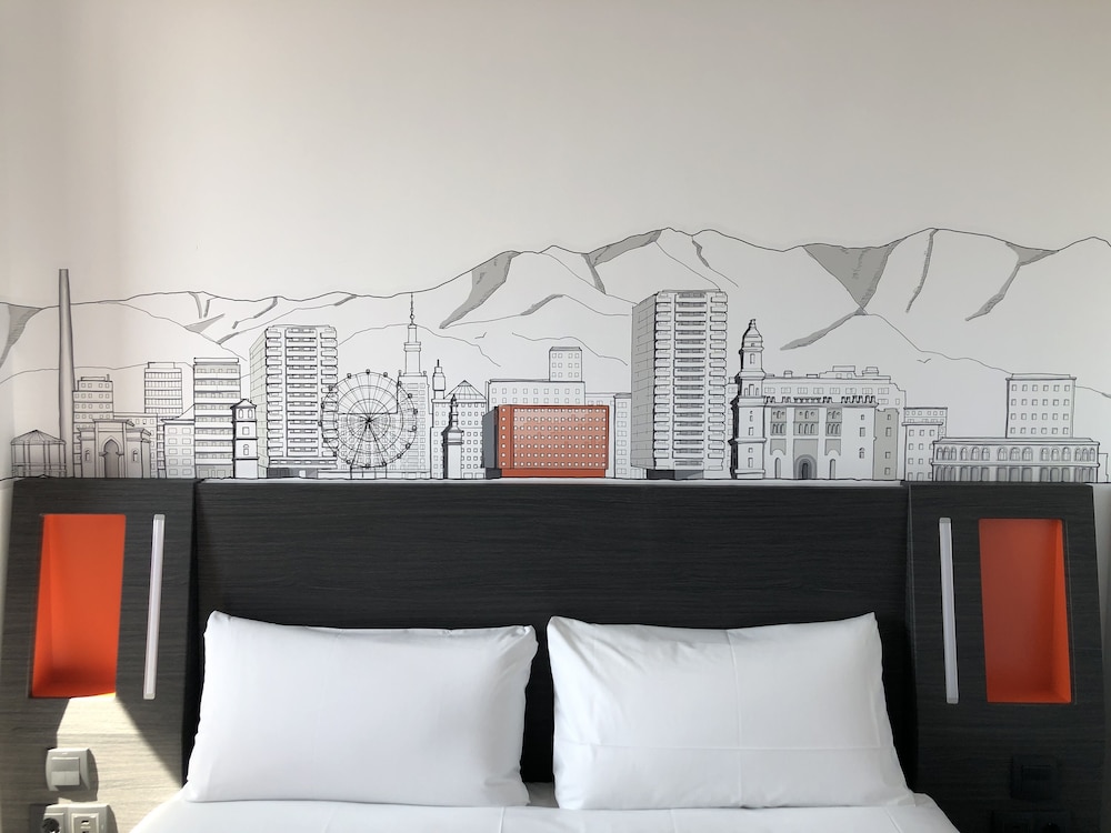 Double Room, 2 single beds, Upper Floor photo 2