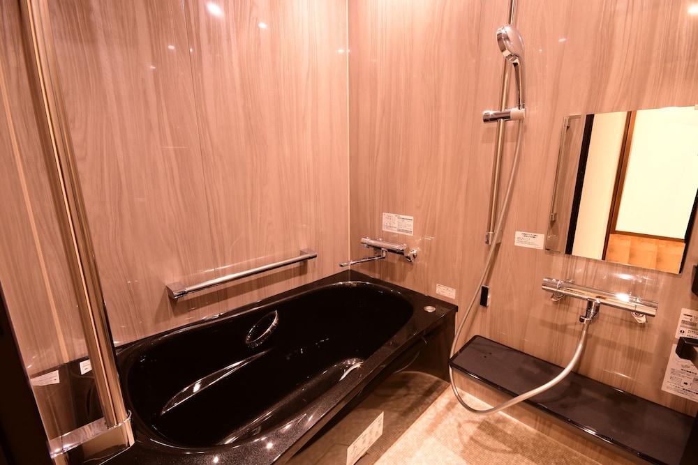 Deluxe Twin Room photo 2