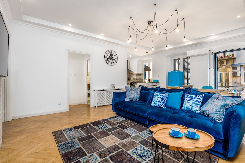 Apartment, 3 Bedrooms, Sea View