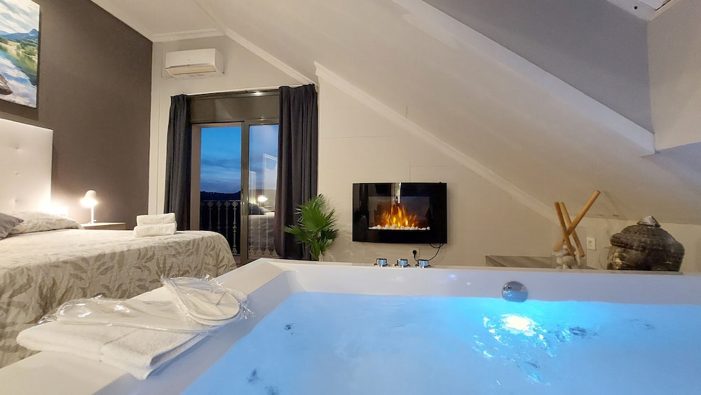 Suite Atic