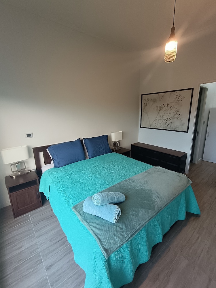 Deluxe Apartment photo 1