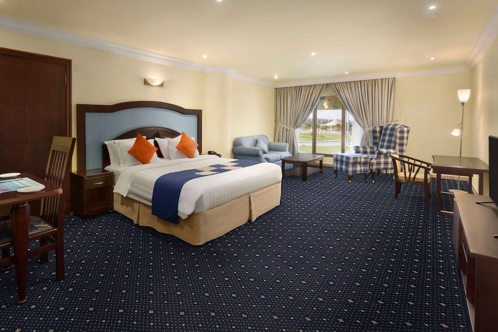 Room, 1 King Bed, Non Smoking, Sea View photo 1