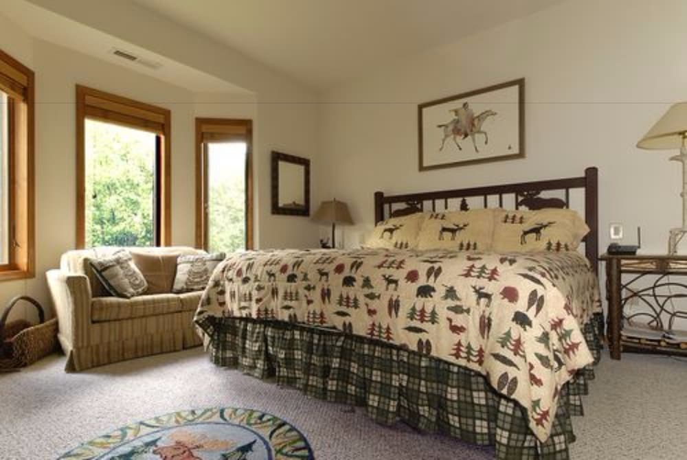 Condo, 3 Bedrooms
