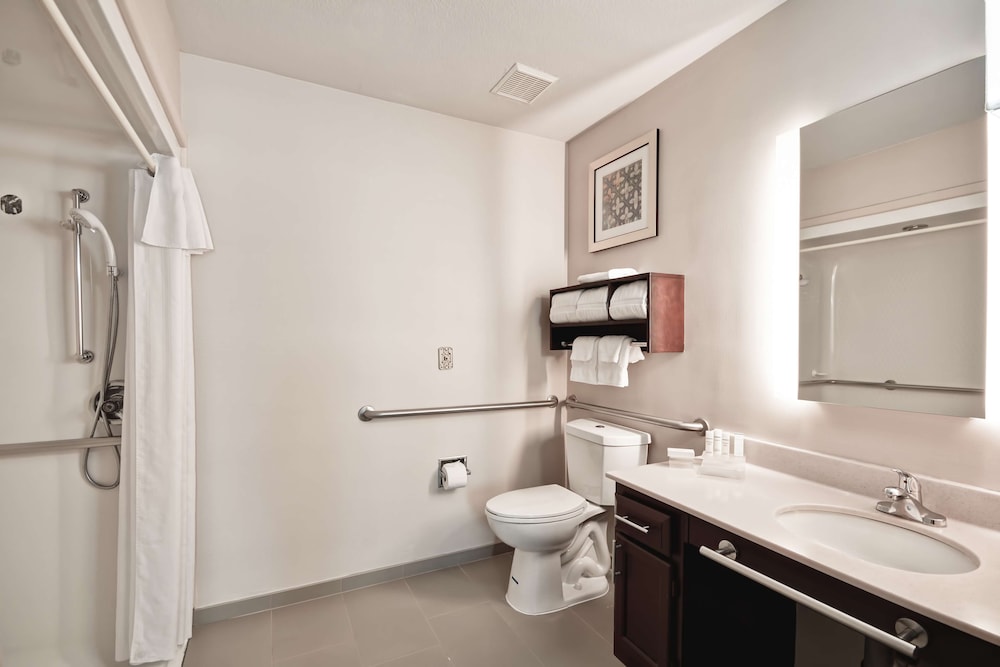 Suite, 2 Queen Beds, Accessible, Bathtub (Mobility & Hearing) - Photo 10