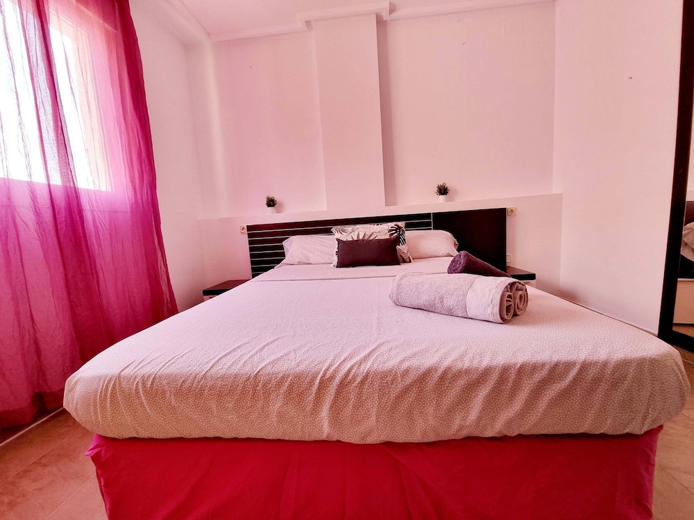 Apt Near Center & Port, Billede 11