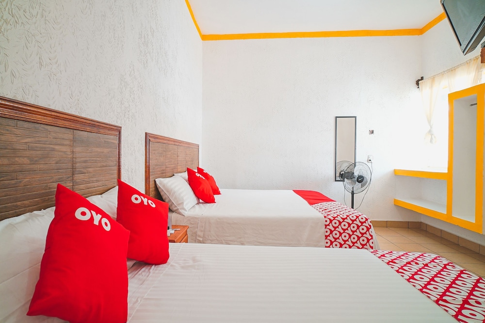 Superior Room, 2 Double Beds (with AC) photo 2