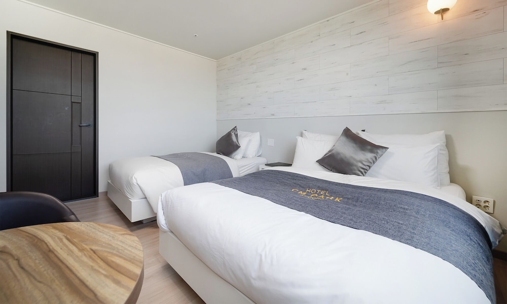 [First Served Deal] Superior Family Twin Room - Photo 5