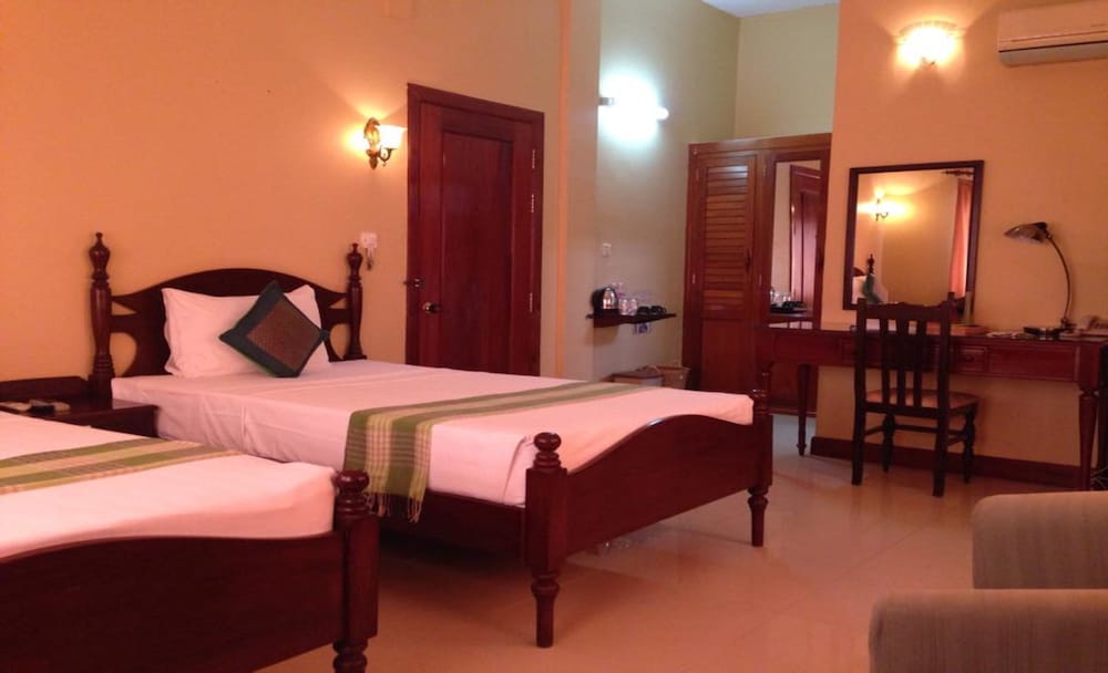 Superior Room, 2 Queen Beds, Courtyard View photo 2