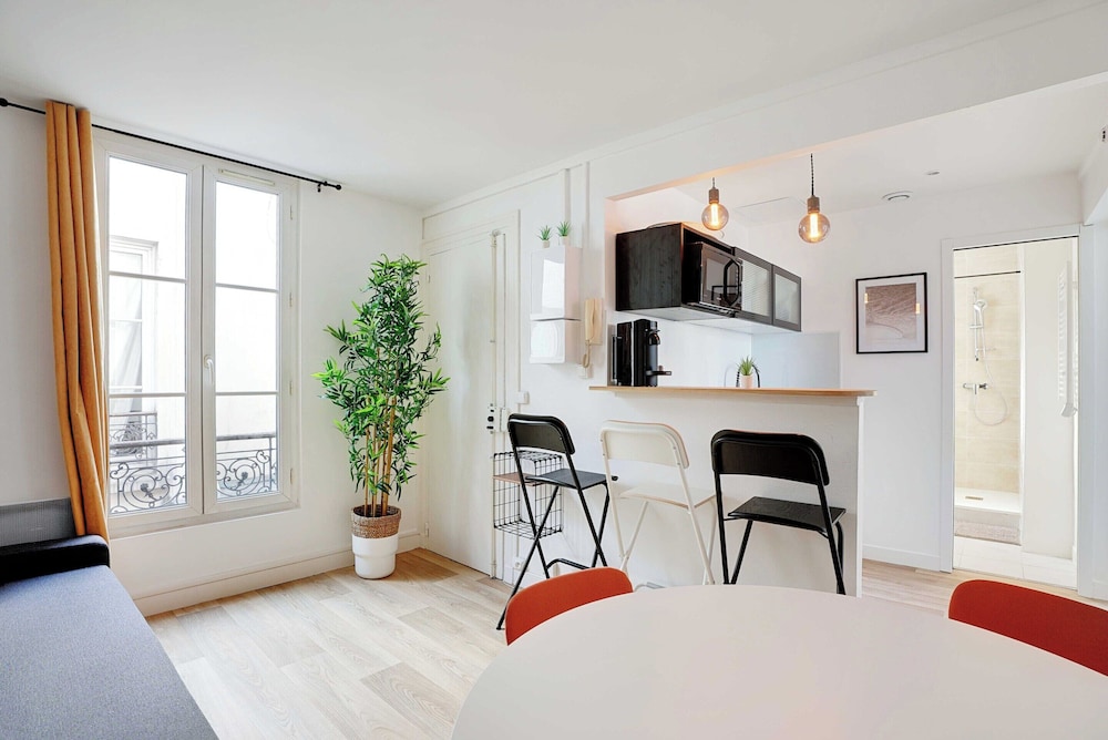 Apartment photo 3