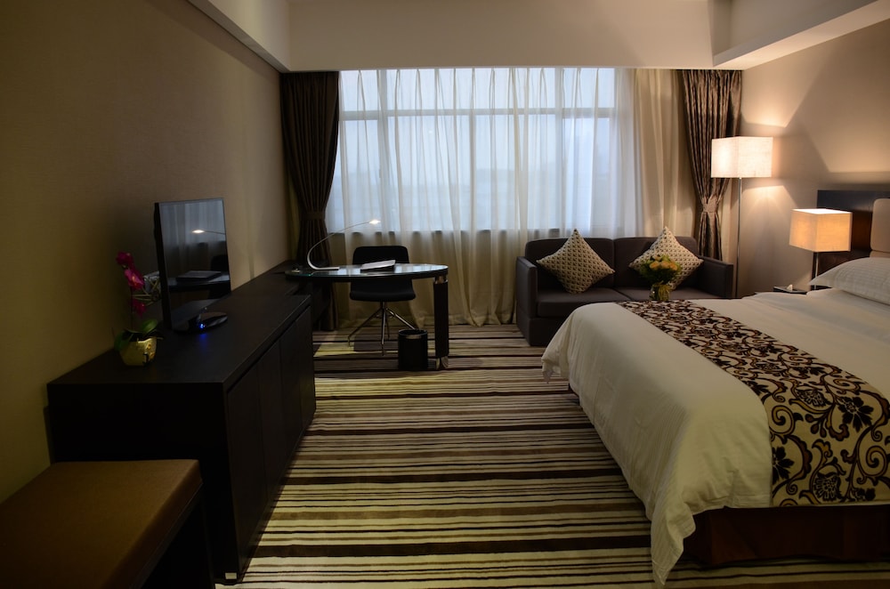 Business Room, 1 King Bed photo 3