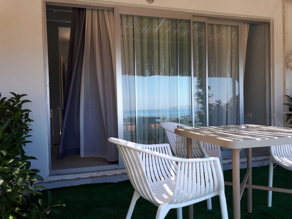 Deluxe Double Room, Sea View - Photo 5