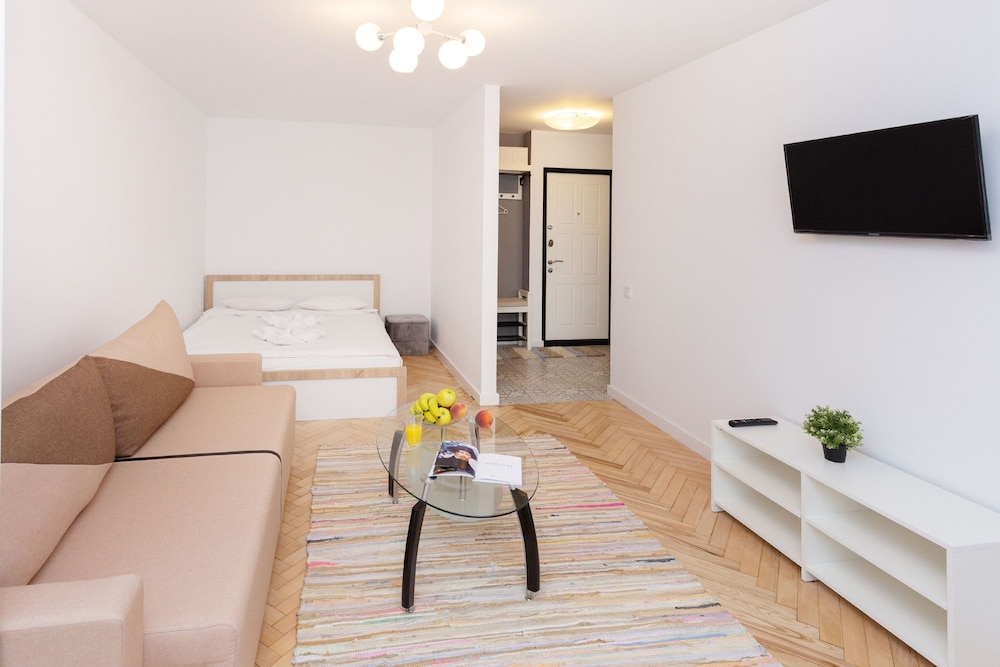 Basic Apartment photo 1