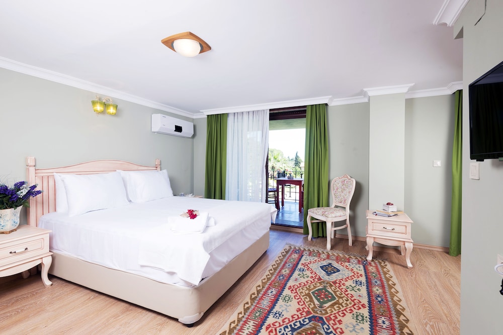 Suite, 1 Bedroom, Sea View photo 2