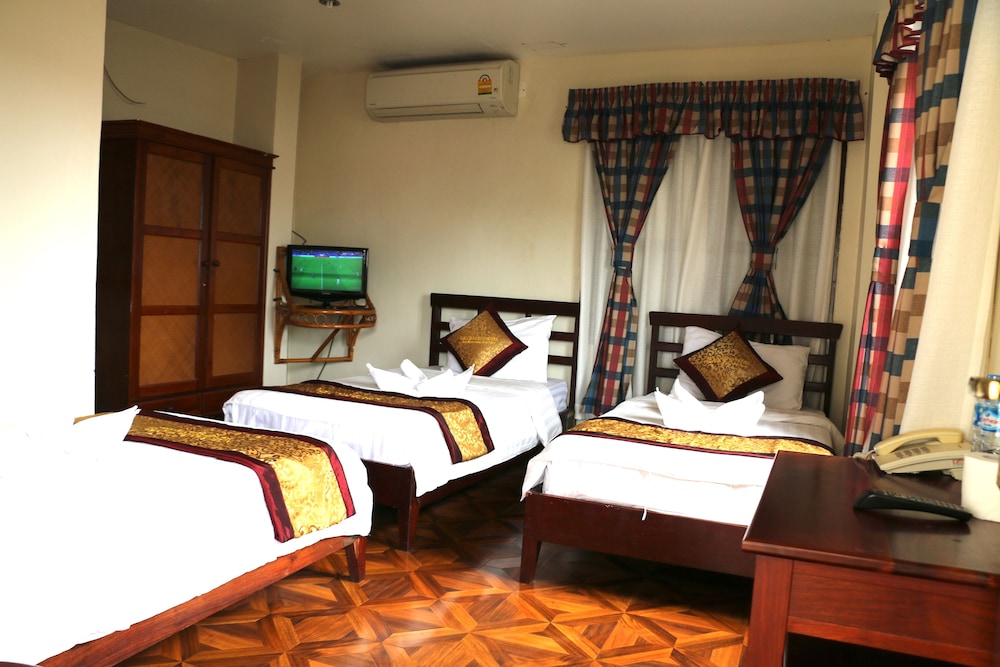Triple Room, 3 Twin Beds photo 1