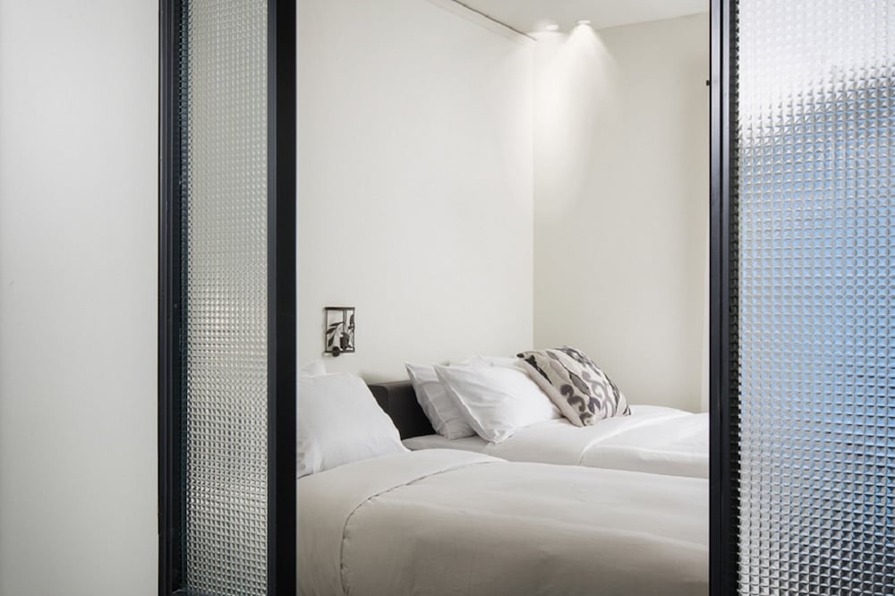 Suite Twin Room photo 3