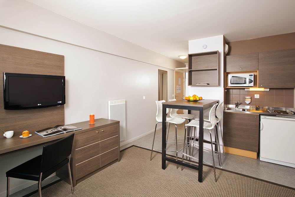 Standard Apartment, 1 Bedroom - Photo 11