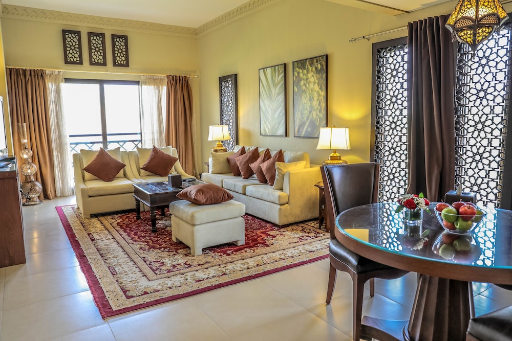Liwa Suite