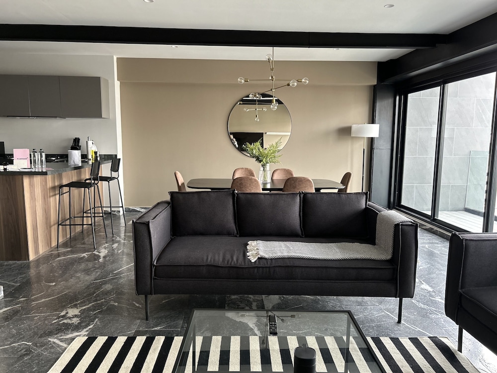 Apartment, 3 Bedrooms, Balcony (Ph3)