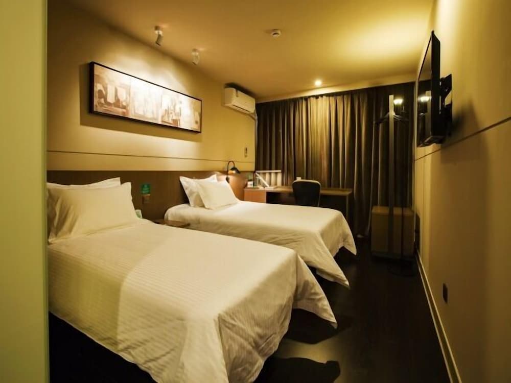 Business Twin Room (A) photo 1
