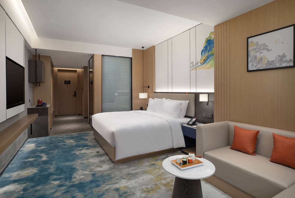 Deluxe Room, 1 King Bed, Non Smoking