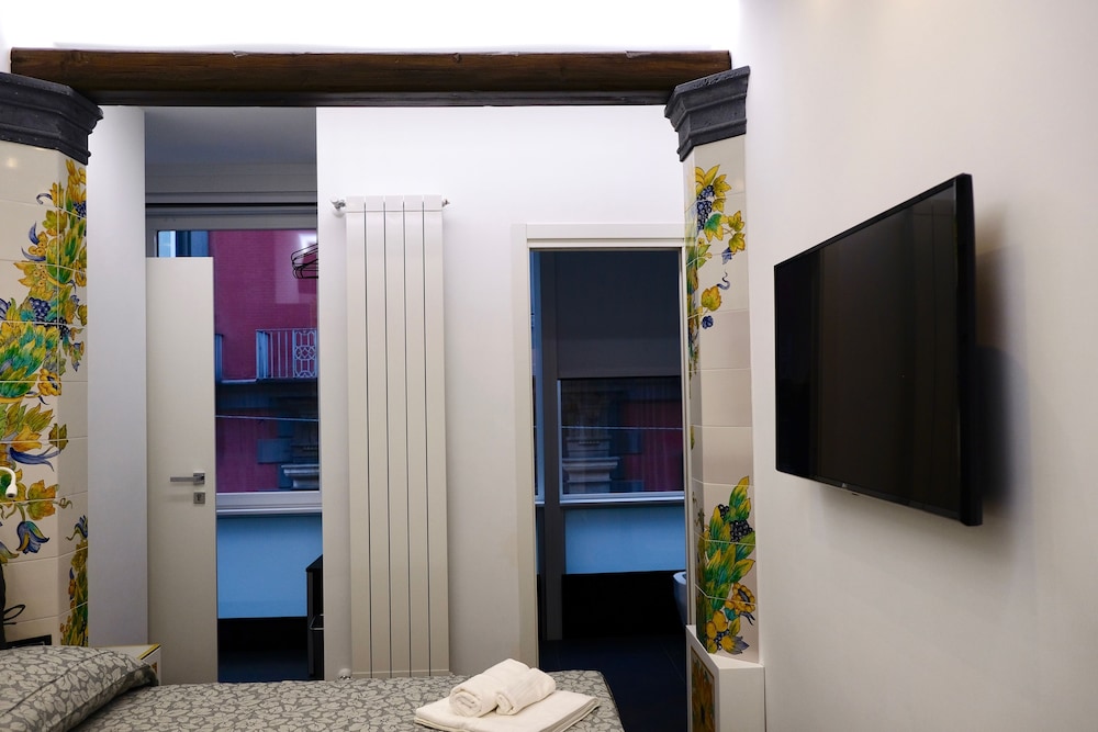 Economy Double Room, Connecting Rooms, City View photo 3