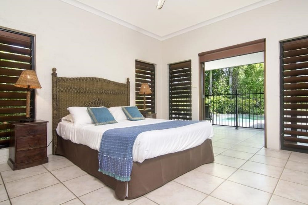 Luxury House, 4 Bedrooms, Private Pool, Golf View photo 3