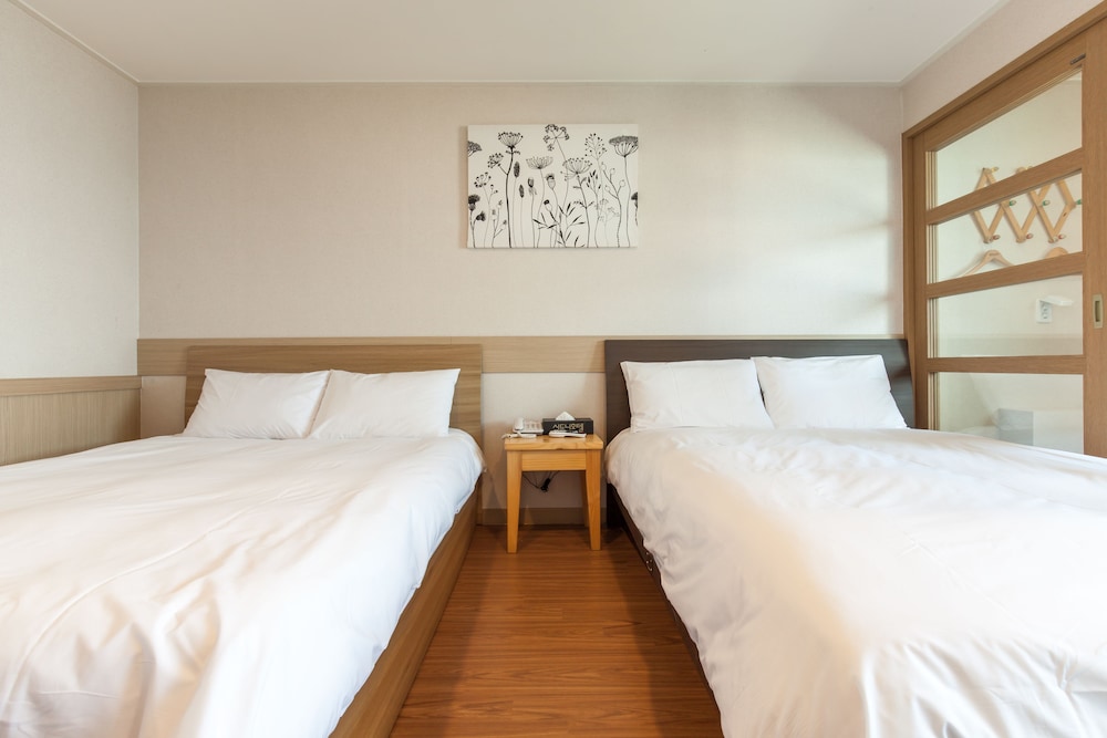 Family Twin Room, Ocean View (New Building) photo 1