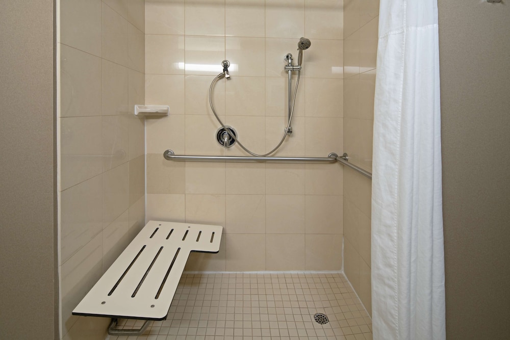 Studio, 1 King Bed, Accessible, Non Smoking - Photo 1