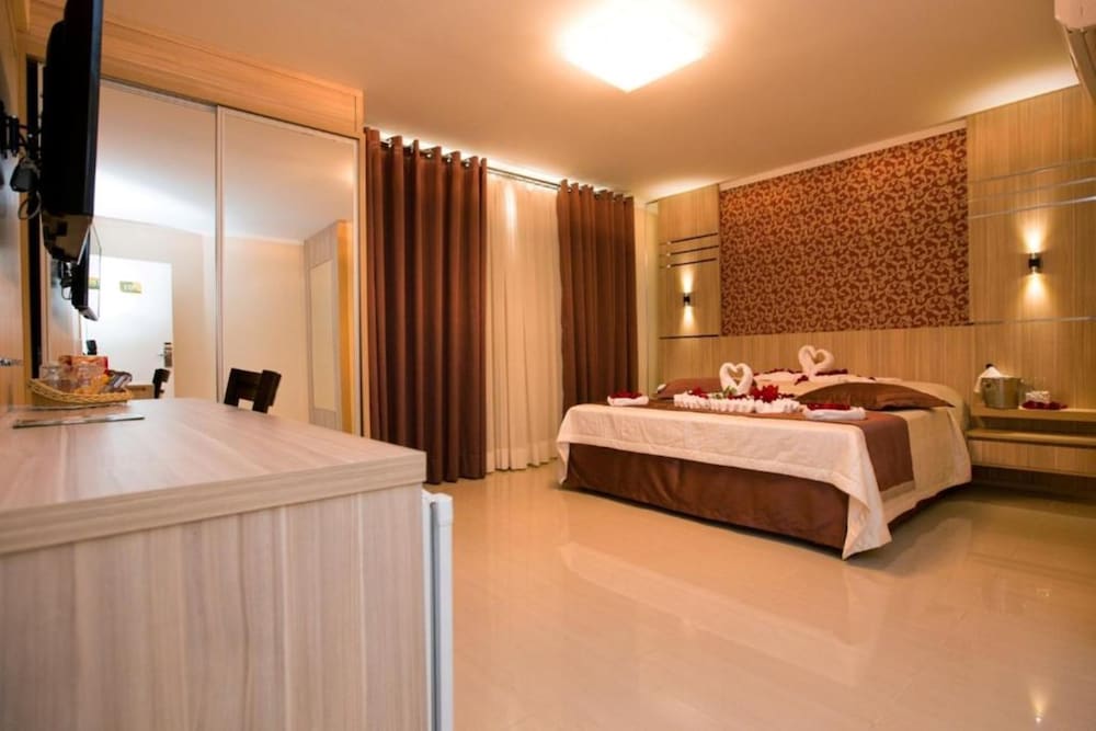 Super Deluxe Suite photo 2