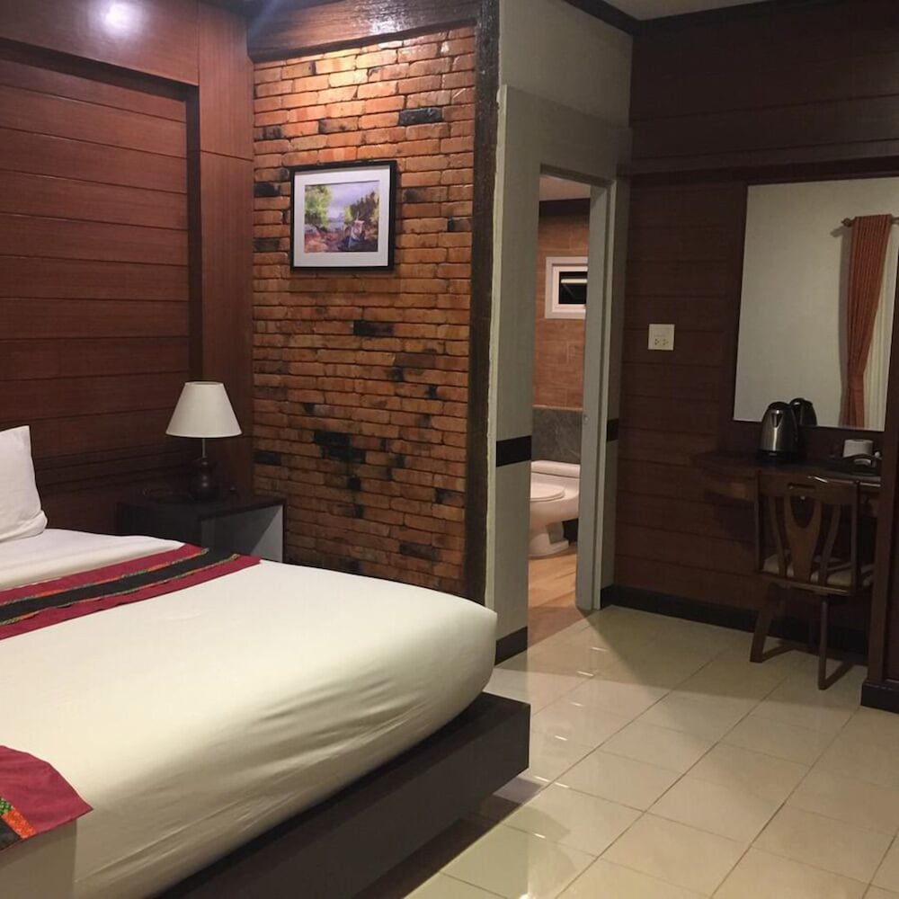 Standard Room photo 2