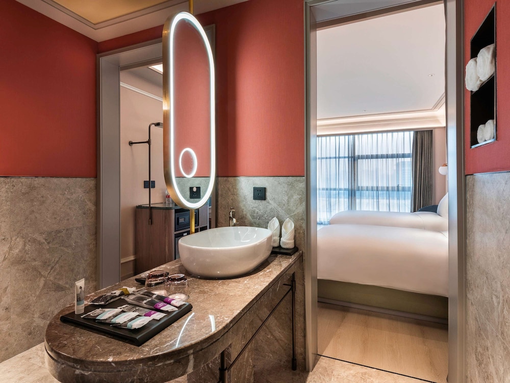Deluxe Room, 2 Twin Beds - Photo 2