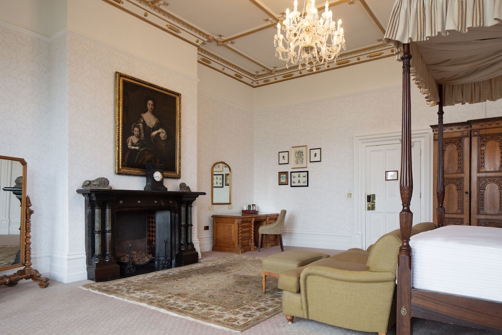 Deluxe Suite, 1 King Bed, Non Smoking (Four Poster Bed) - Photo 16
