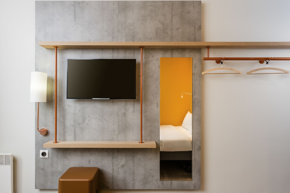 Triple Room, Multiple Beds - Photo 7